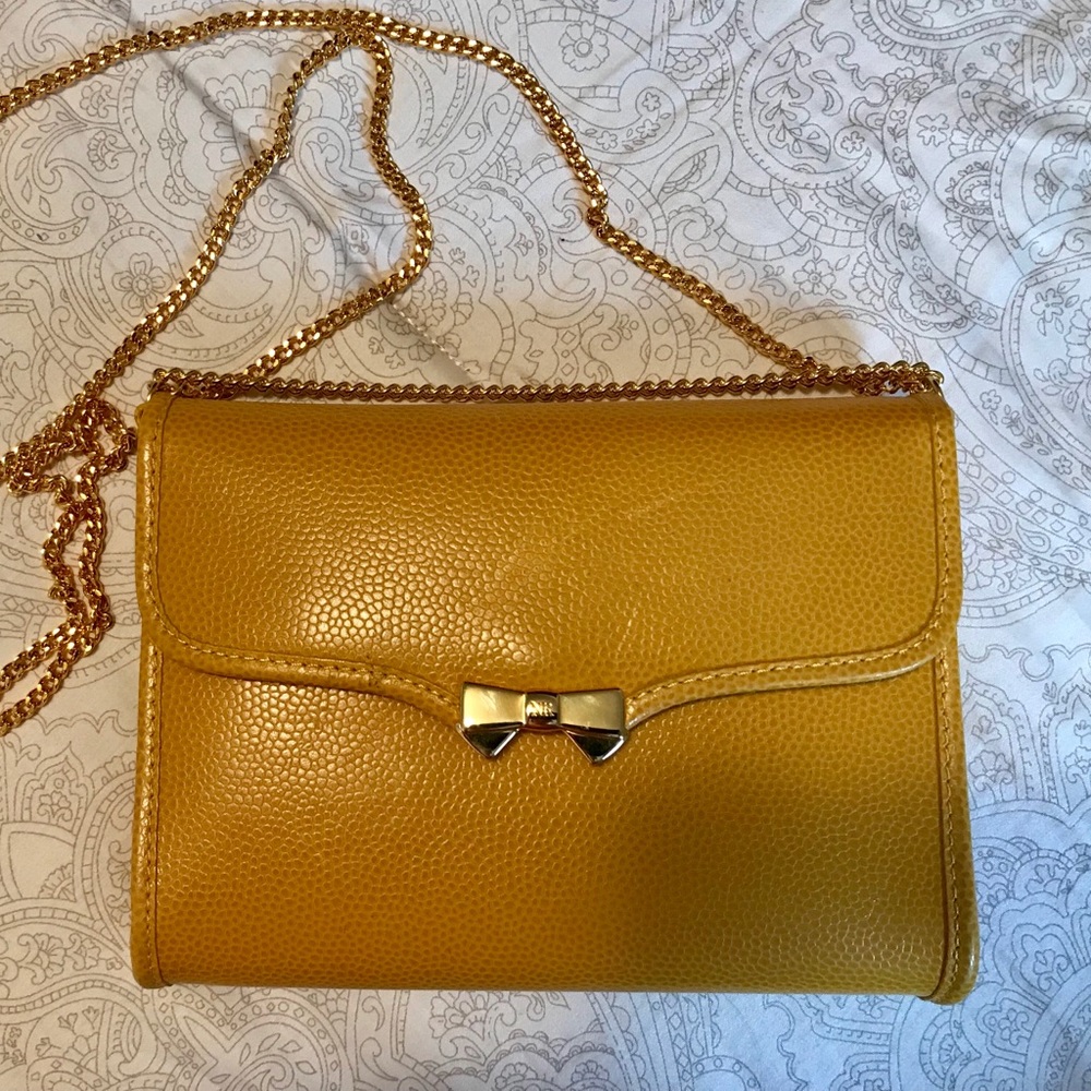 Nina Ricci 💛 Shoulder Bag